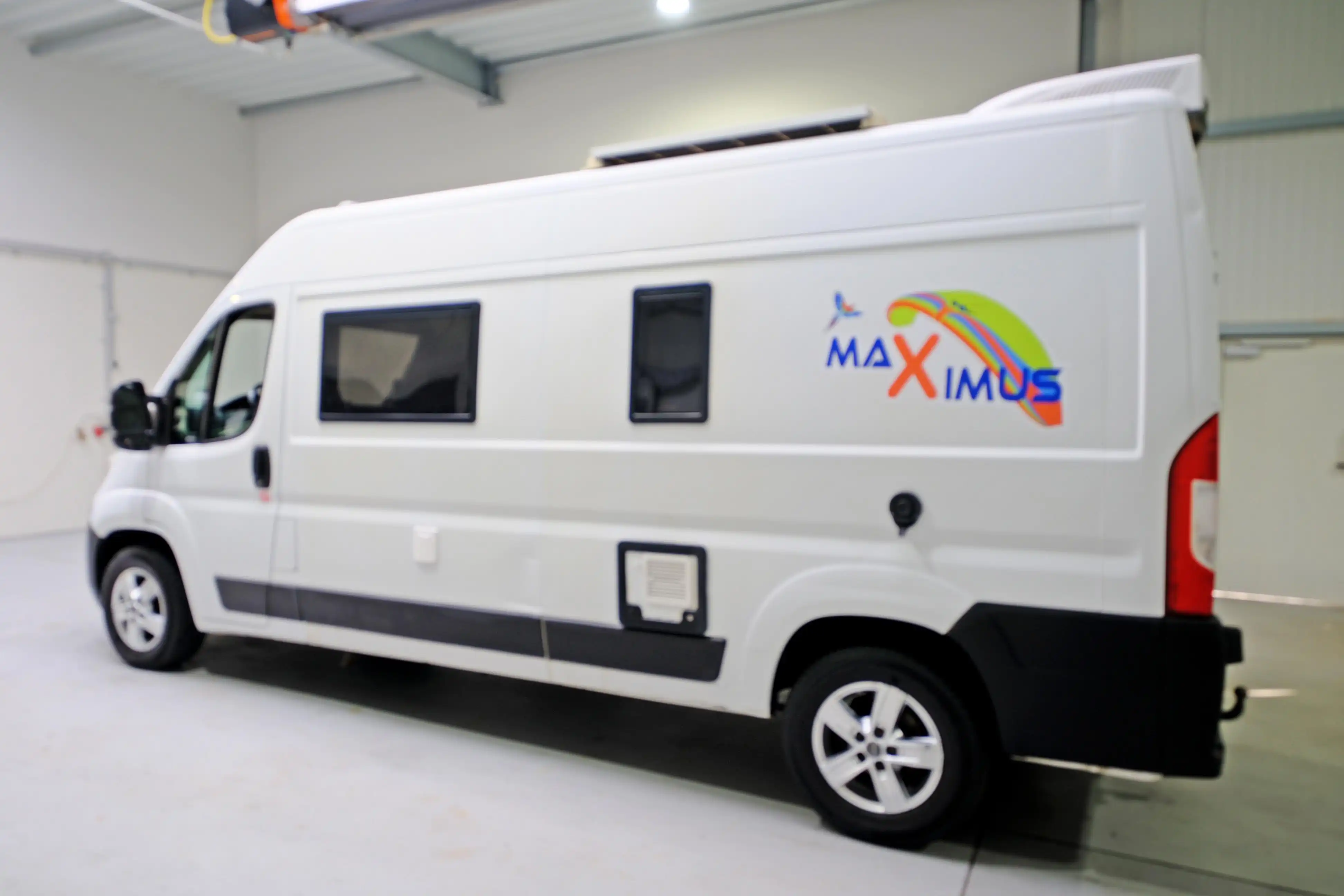 CLEVER Van 600 Celebration